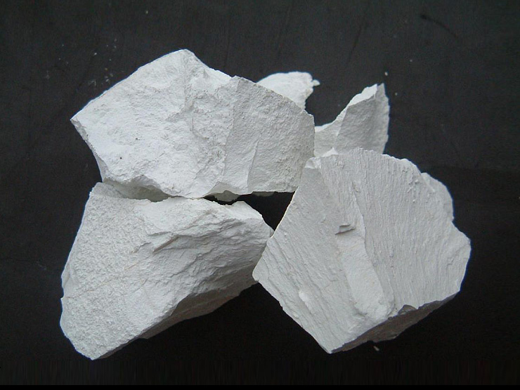 氧(yang)化鈣(gai)的(de)用途(tu)及(ji)使用(yong)安全(quan)措(cuo)施(shi)