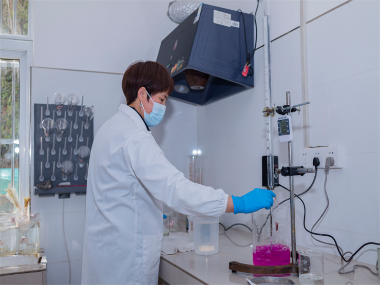 生(sheng)産(chan)車間(jian)環(huan)境(jing)展示(shi)